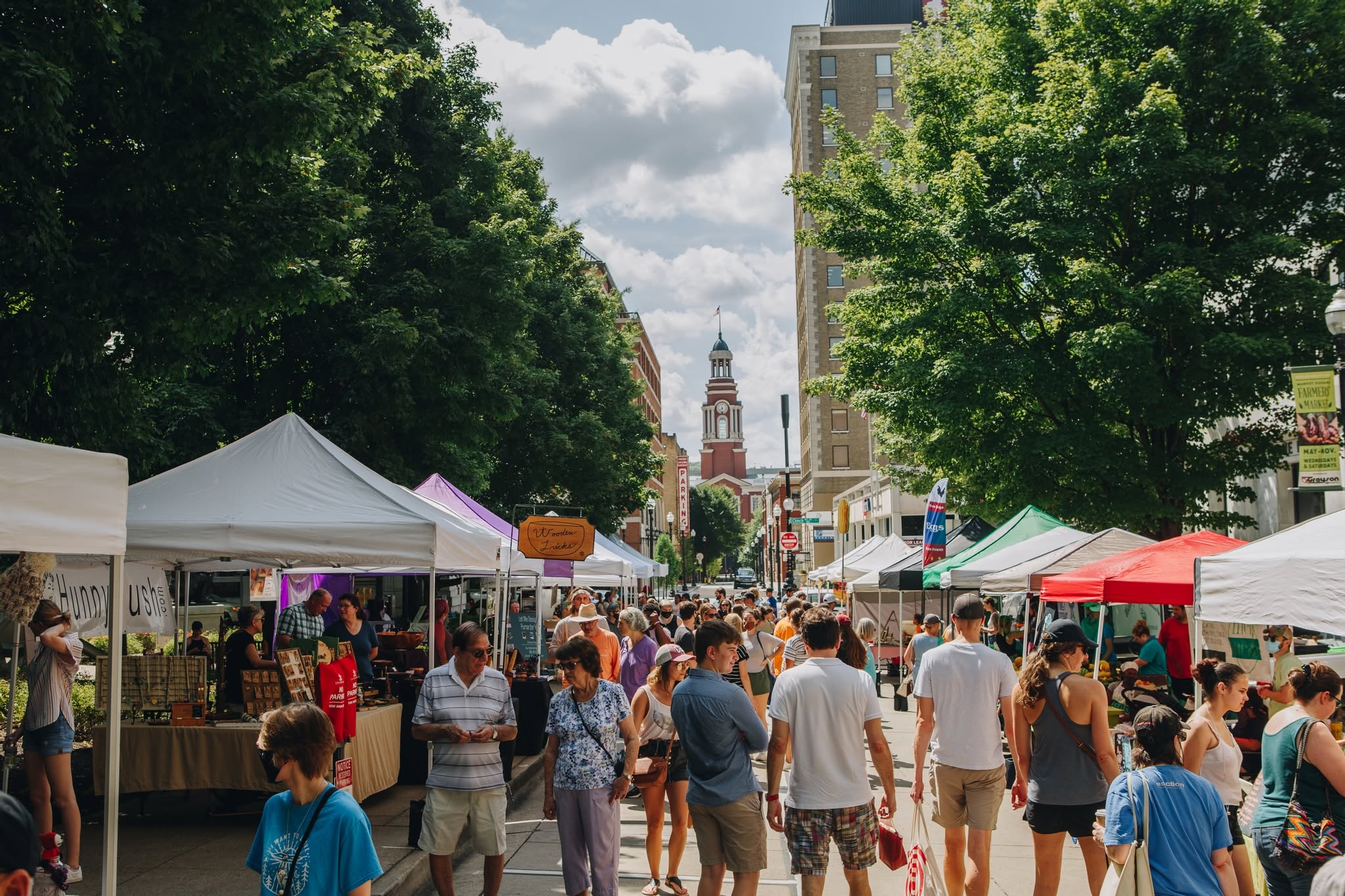 Market Square Farmers Market in Knoxville, October 24